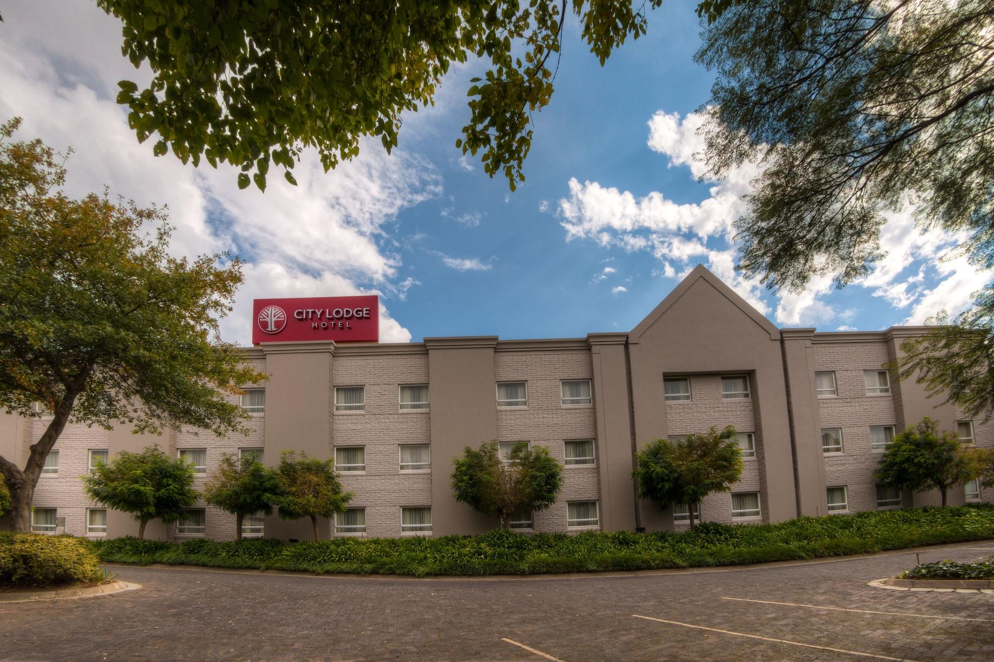 City Lodge Hotel Sandton, Katherine Street Johannesburg Exterior photo