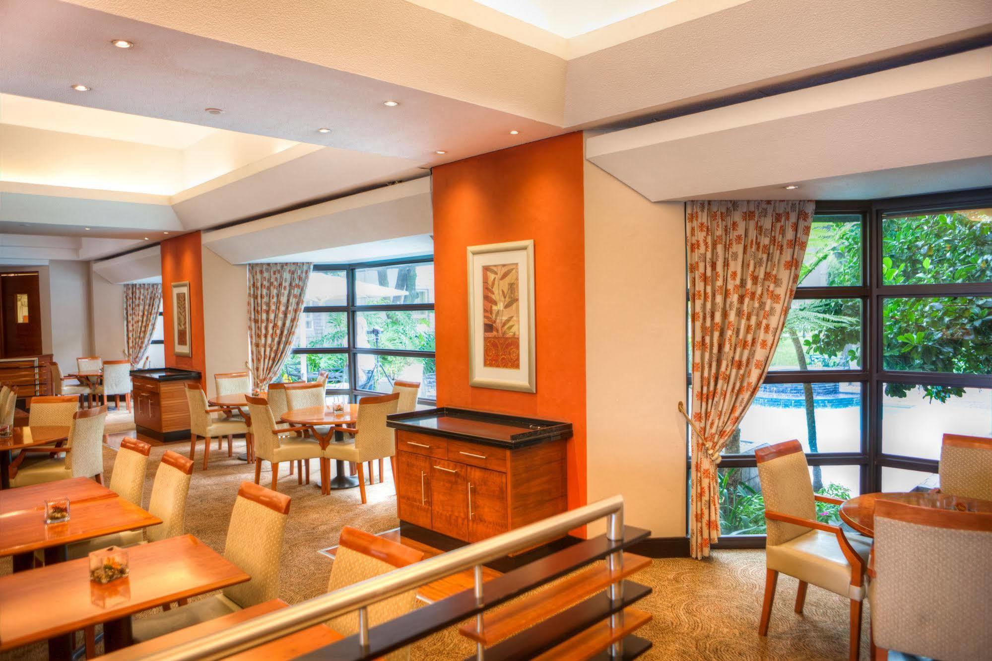City Lodge Hotel Sandton, Katherine Street Johannesburg Exterior photo